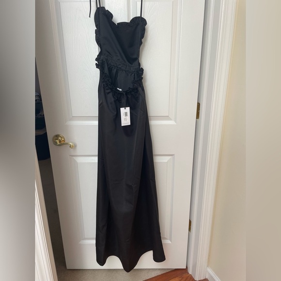 We Wore What black ruffle bib maxi dress NWT women’s size S - Picture 4 of 5